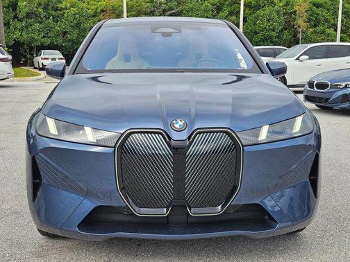 2026 BMW iX xDrive45