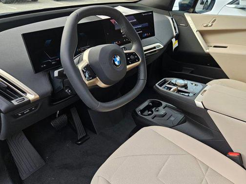 2026 BMW iX xDrive45