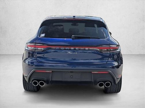 2022 Porsche Macan AWD