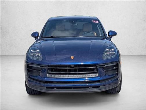 2022 Porsche Macan AWD