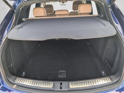 2022 Porsche Macan AWD