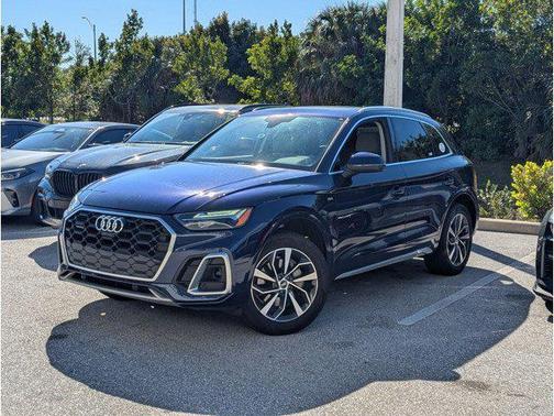 2022 Audi Q5 45 S line Premium Plus