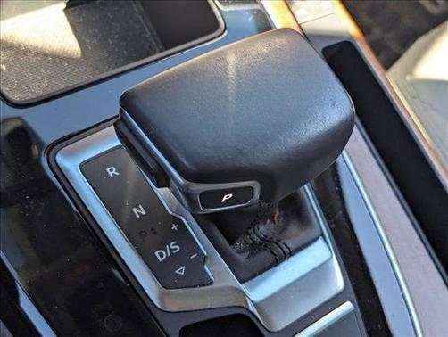 2022 Audi Q5 45 S line Premium Plus