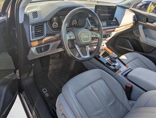 2022 Audi Q5 45 S line Premium Plus