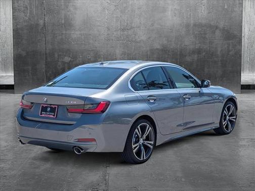 2024 BMW 330 i
