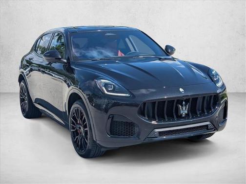 Nero Tempesta Metallic 2025 Maserati Grecale Modena