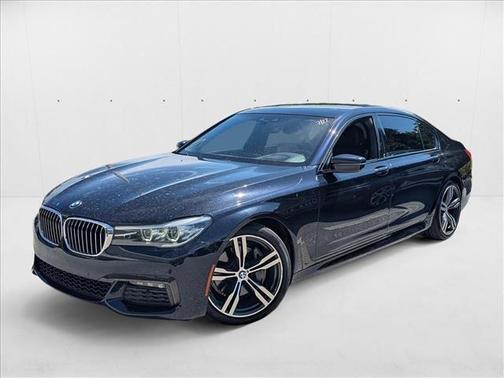 2019 BMW 740 740i