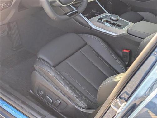 2025 BMW 330 i
