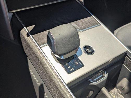 Carpathian Grey Premium Metallic 2024 Land Rover Range Rover P530 Autobiography