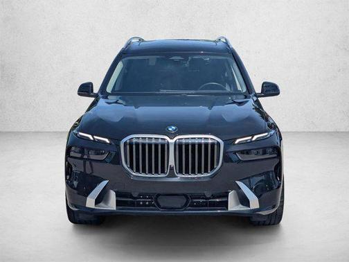 Black Sapphire Metallic 2024 BMW X7 xDrive40i