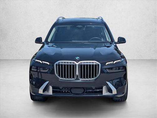 Black Sapphire Metallic 2024 BMW X7 xDrive40i