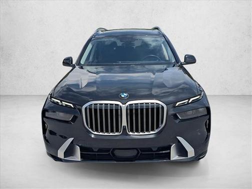Black Sapphire Metallic 2024 BMW X7 xDrive40i