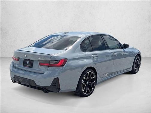 Brooklyn Grey Metallic 2026 BMW 330 330i