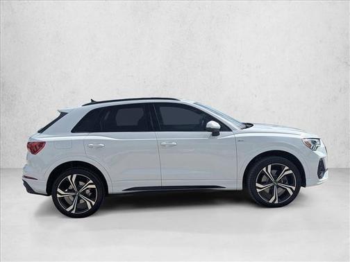 2024 Audi Q3 45 S line Premium Plus
