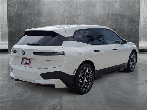 2024 BMW iX xDrive50