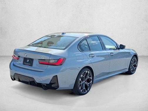 Brooklyn Grey Metallic 2026 BMW 330 330i