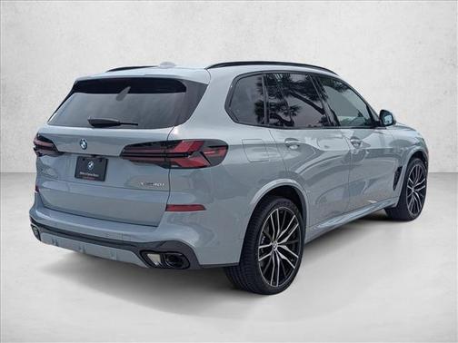 Brooklyn Grey Metallic 2026 BMW X5 xDrive40i