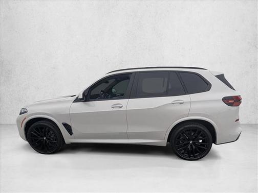 Mineral White Metallic 2026 BMW X5 xDrive40i