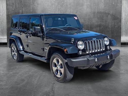 2016 Jeep Wrangler Unlimited Sahara