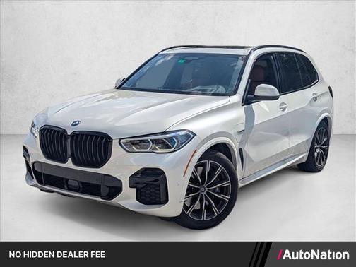 Mineral White Metallic 2023 BMW X5 PHEV xDrive45e