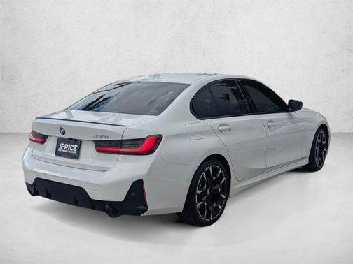 Alpine White 2025 BMW 330 330i