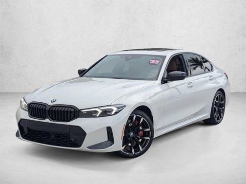 Alpine White 2025 BMW 330 330i