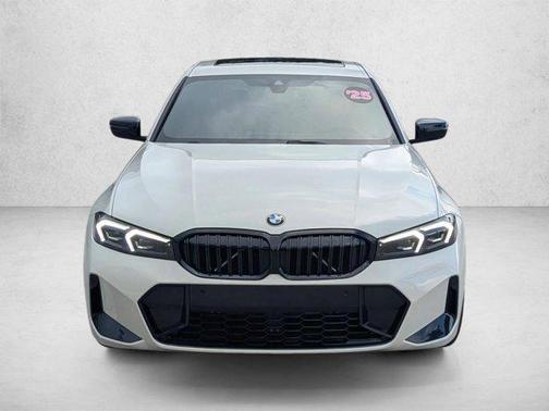 Alpine White 2025 BMW 330 330i