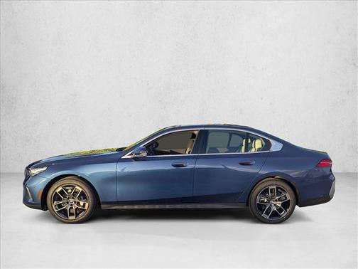 Phytonic Blue Metallic 2027 BMW 530 i