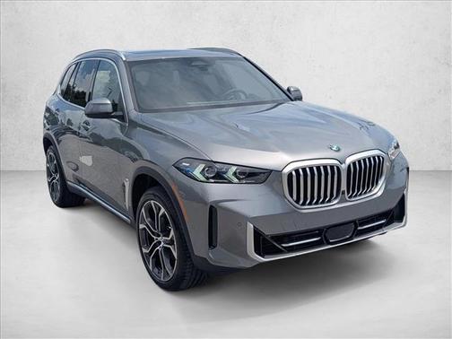 Skyscraper Grey Metallic 2026 BMW X5 sDrive40i