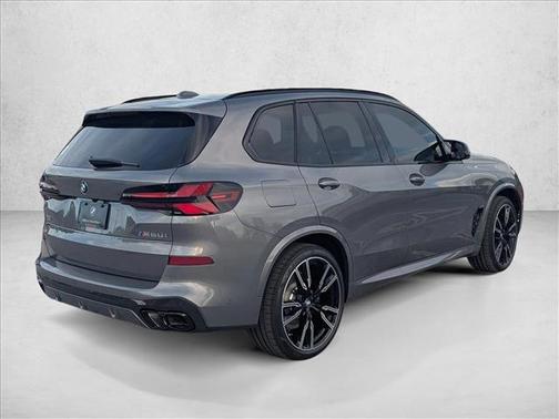 2026 BMW X5 M60i