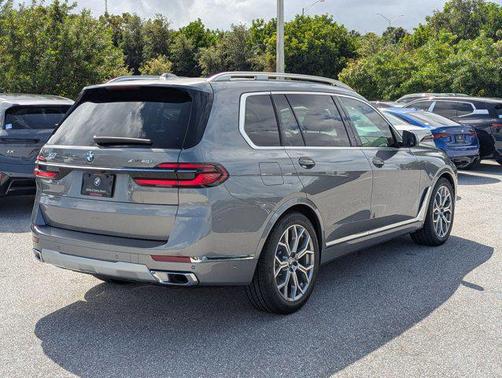 2026 BMW X7 xDrive40i