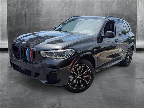 2023 BMW X5 M50i