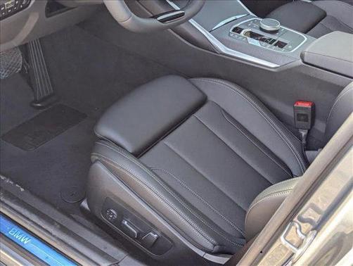 2025 BMW 330 i