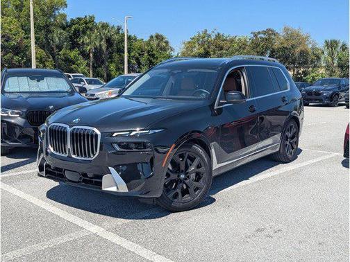 Black Sapphire Metallic 2024 BMW X7 xDrive40i