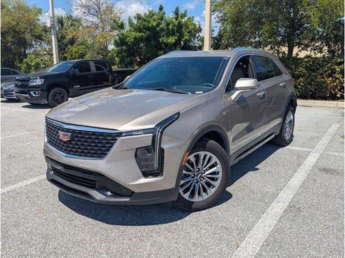 Latte Metallic 2025 Cadillac XT4 Premium Luxury