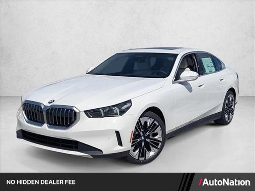 Alpine White 2026 BMW 530 530i