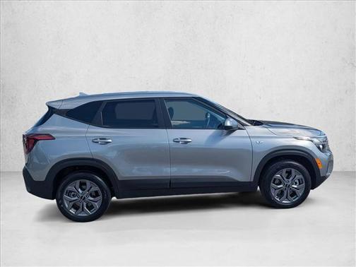 2024 Kia Seltos LX