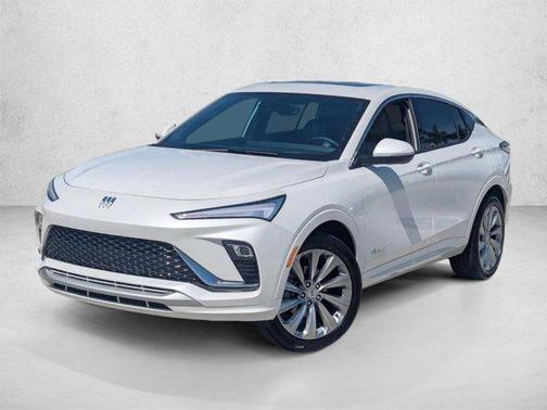 White Frost Tricoat 2024 Buick Envista Avenir FWD