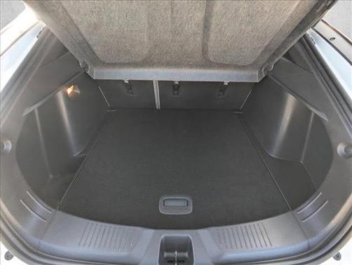 White Frost Tricoat 2024 Buick Envista Avenir FWD