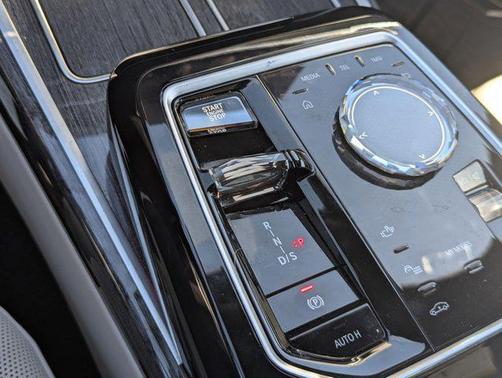2023 BMW 760 i xDrive