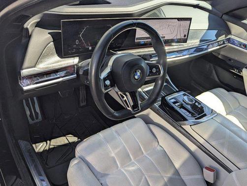 2023 BMW 760 i xDrive