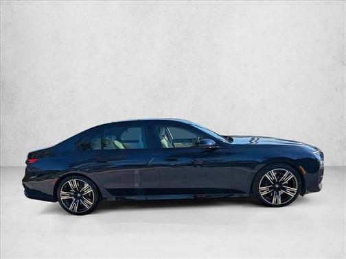 2023 BMW 760 i xDrive