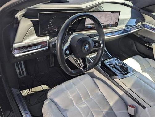 2023 BMW 760 i xDrive