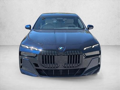 2023 BMW 760 i xDrive