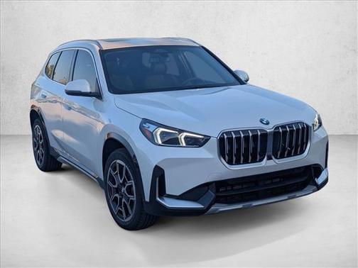 Mineral White Metallic 2026 BMW X1 xDrive28i