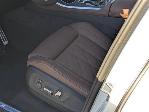 Mineral White Metallic 2026 BMW X5 PHEV xDrive50e