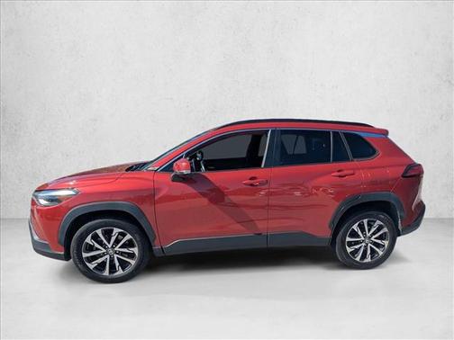 2022 Toyota Corolla Cross XLE