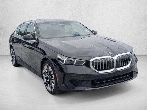 Black Sapphire Metallic 2026 BMW 530 530i