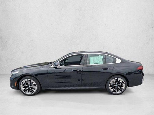 Black Sapphire Metallic 2026 BMW 530 530i
