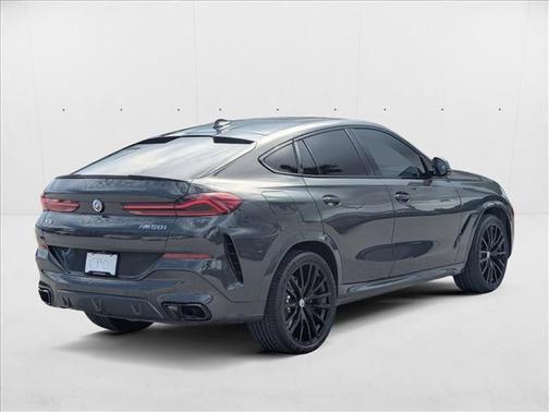 2023 BMW X6 M50i